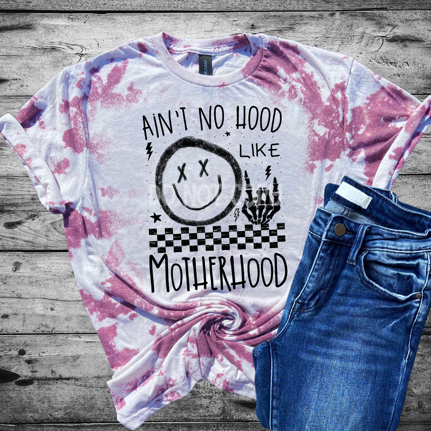 Ain't No Hood Like Motherhood Bleached Distressed Tee Shirt